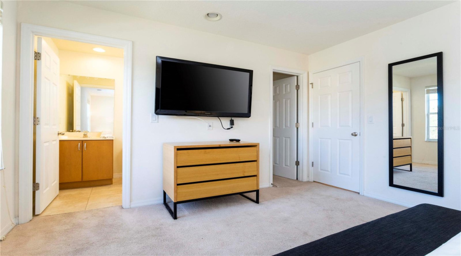 KISSIMMEE, Florida 34747, 2 Bedrooms Bedrooms, ,2 BathroomsBathrooms,Residential,For Sale,YELLOW LANTANA,MFRO6317245