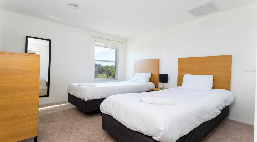 KISSIMMEE, Florida 34747, 2 Bedrooms Bedrooms, ,2 BathroomsBathrooms,Residential,For Sale,YELLOW LANTANA,MFRO6317245