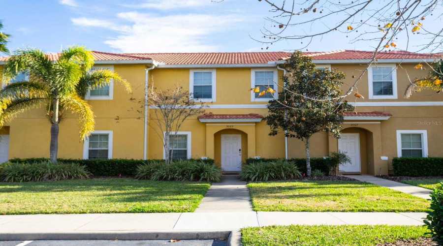 KISSIMMEE, Florida 34747, 2 Bedrooms Bedrooms, ,2 BathroomsBathrooms,Residential,For Sale,YELLOW LANTANA,MFRO6317245