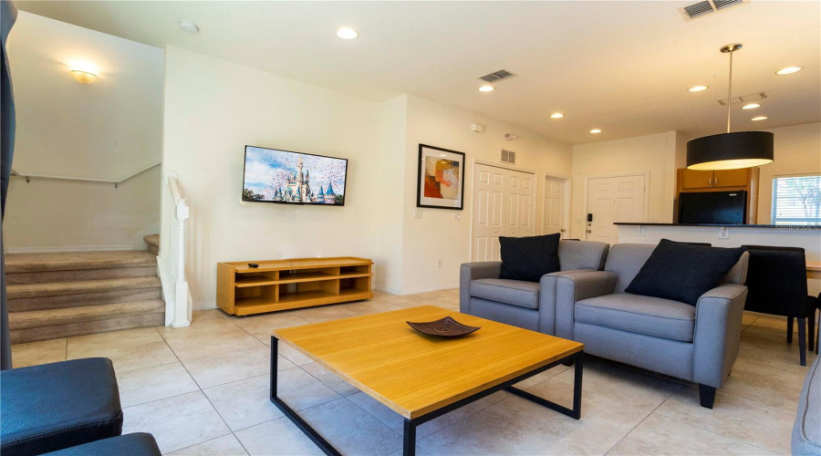 KISSIMMEE, Florida 34747, 2 Bedrooms Bedrooms, ,2 BathroomsBathrooms,Residential,For Sale,YELLOW LANTANA,MFRO6317245