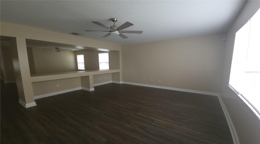 DAVENPORT, Florida 33897, 3 Bedrooms Bedrooms, ,2 BathroomsBathrooms,Residential,For Sale,BACOPA,MFRG5098196