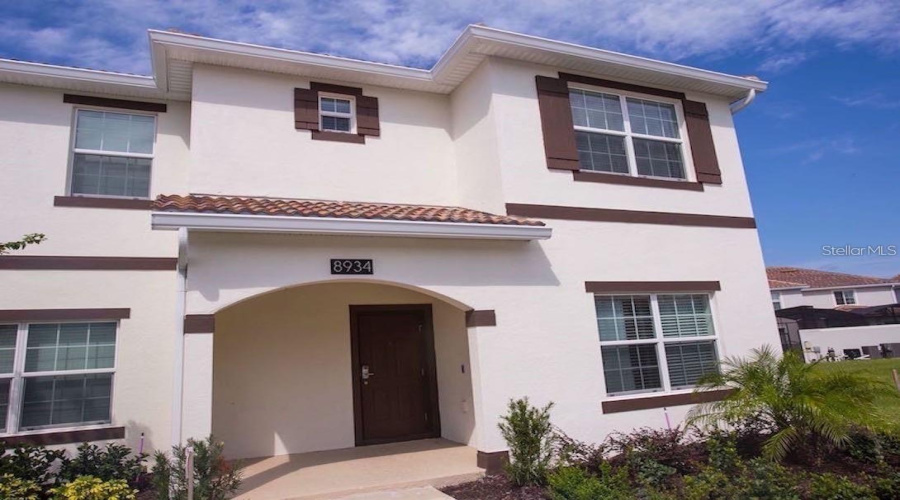 DAVENPORT, Florida 33896, 5 Bedrooms Bedrooms, ,4 BathroomsBathrooms,Residential,For Sale,STINGER,MFRO6317685
