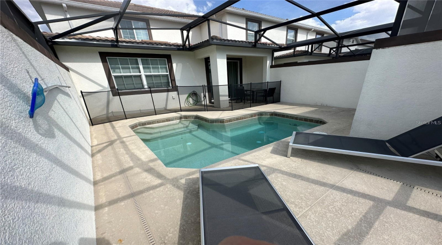DAVENPORT, Florida 33896, 5 Bedrooms Bedrooms, ,4 BathroomsBathrooms,Residential,For Sale,STINGER,MFRO6317685