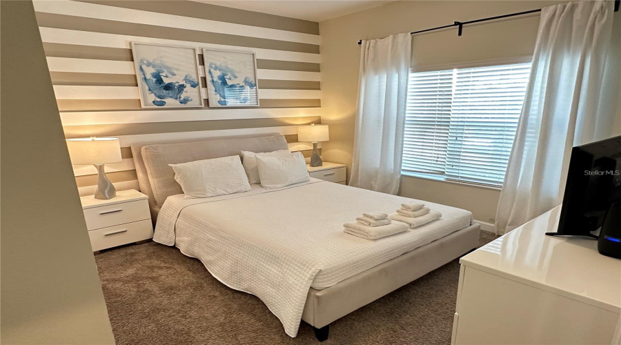 DAVENPORT, Florida 33896, 5 Bedrooms Bedrooms, ,4 BathroomsBathrooms,Residential,For Sale,STINGER,MFRO6317685