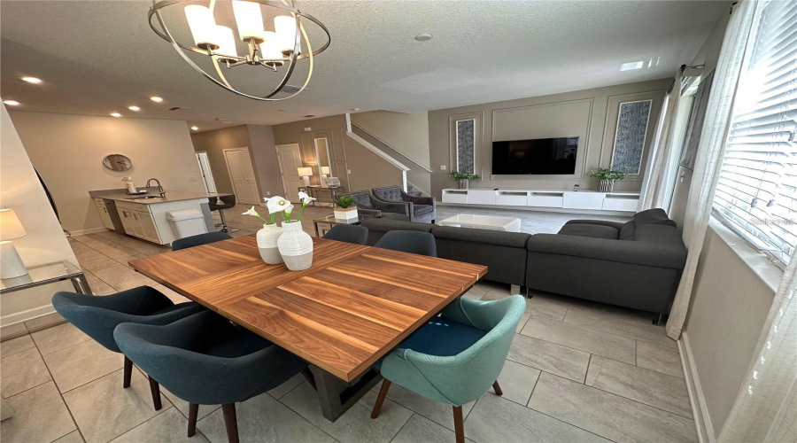 DAVENPORT, Florida 33896, 5 Bedrooms Bedrooms, ,4 BathroomsBathrooms,Residential,For Sale,STINGER,MFRO6317685