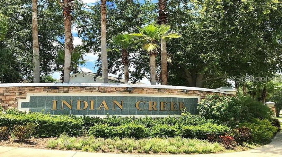 Indian Creek Entrance