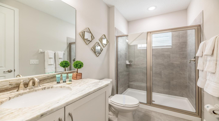 KISSIMMEE, Florida 34747, 6 Bedrooms Bedrooms, ,5 BathroomsBathrooms,Residential,For Sale,SOUTHFIELD,MFRO6318145