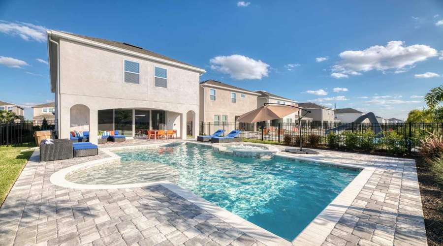 KISSIMMEE, Florida 34747, 6 Bedrooms Bedrooms, ,5 BathroomsBathrooms,Residential,For Sale,SOUTHFIELD,MFRO6318145