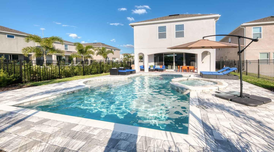 KISSIMMEE, Florida 34747, 6 Bedrooms Bedrooms, ,5 BathroomsBathrooms,Residential,For Sale,SOUTHFIELD,MFRO6318145