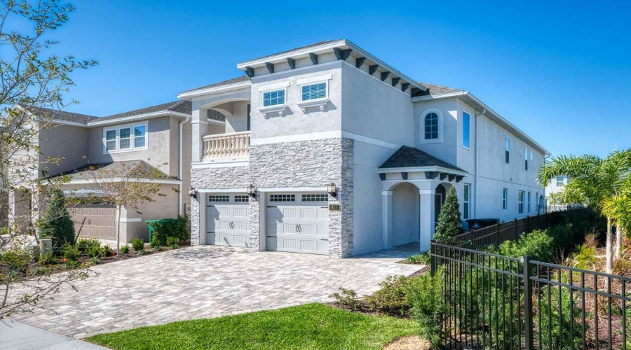 KISSIMMEE, Florida 34747, 6 Bedrooms Bedrooms, ,5 BathroomsBathrooms,Residential,For Sale,SOUTHFIELD,MFRO6318145
