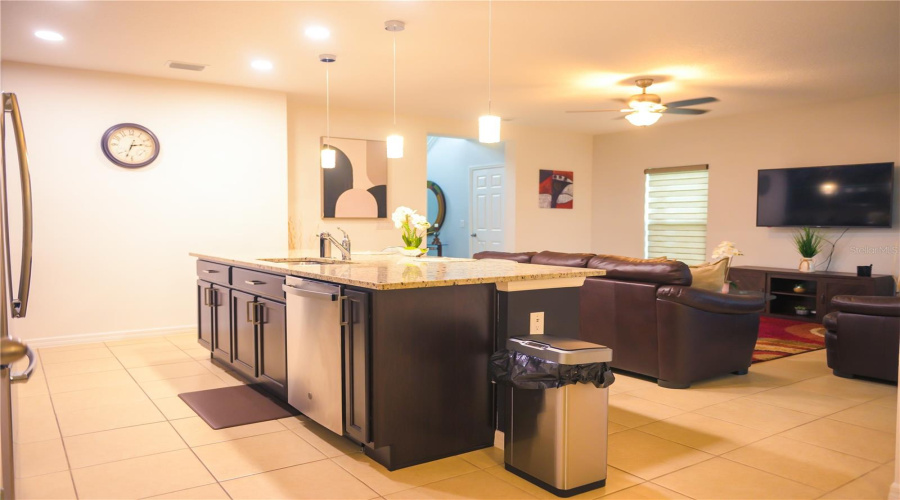 DAVENPORT, Florida 33837, 4 Bedrooms Bedrooms, ,3 BathroomsBathrooms,Residential,For Sale,CLAIRE,MFRO6314585