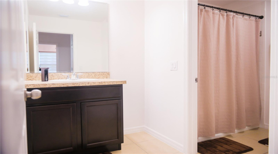 DAVENPORT, Florida 33837, 4 Bedrooms Bedrooms, ,3 BathroomsBathrooms,Residential,For Sale,CLAIRE,MFRO6314585