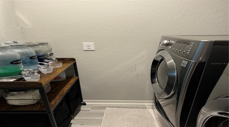 DAVENPORT, Florida 33837, 4 Bedrooms Bedrooms, ,3 BathroomsBathrooms,Residential,For Sale,CASCADE,0,MFRS5128698