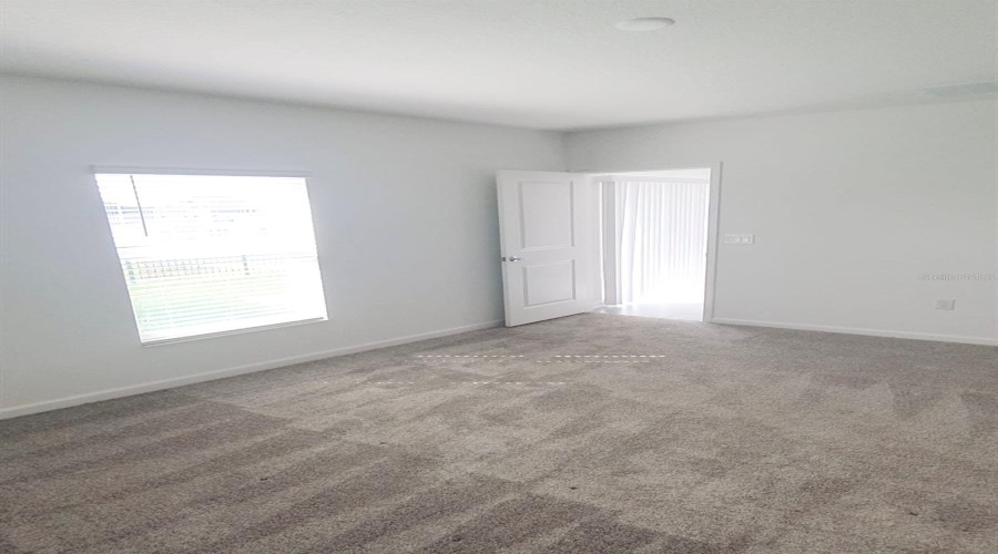 DAVENPORT, Florida 33837, 3 Bedrooms Bedrooms, ,2 BathroomsBathrooms,Residential,For Sale,PUNCH BOWL,MFRO6313972