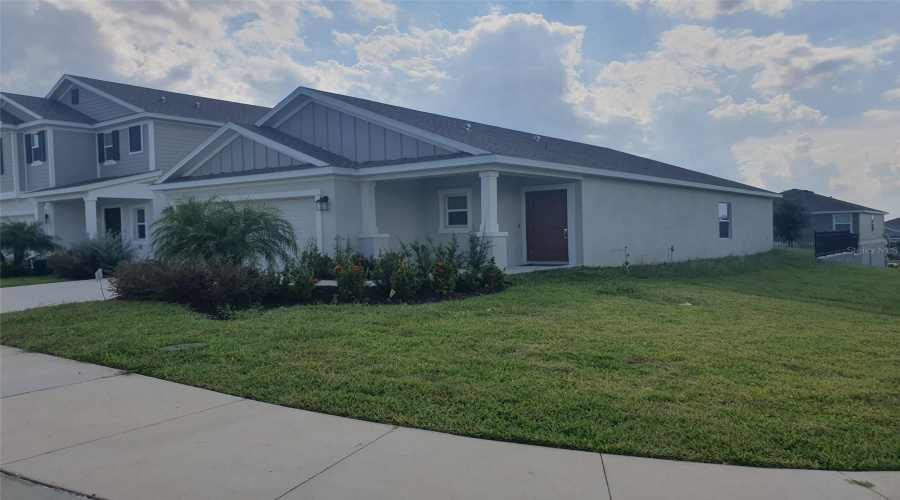 DAVENPORT, Florida 33837, 3 Bedrooms Bedrooms, ,2 BathroomsBathrooms,Residential,For Sale,PUNCH BOWL,MFRO6313972
