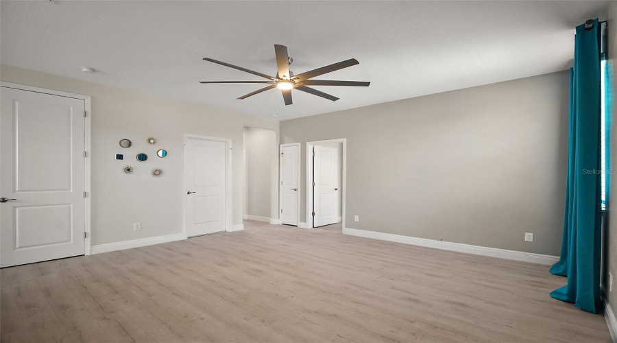 DAVENPORT, Florida 33897, 5 Bedrooms Bedrooms, ,2 BathroomsBathrooms,Residential,For Sale,CARMELA,MFRG5098243