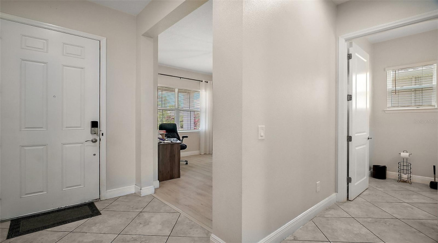 DAVENPORT, Florida 33897, 5 Bedrooms Bedrooms, ,2 BathroomsBathrooms,Residential,For Sale,CARMELA,MFRG5098243