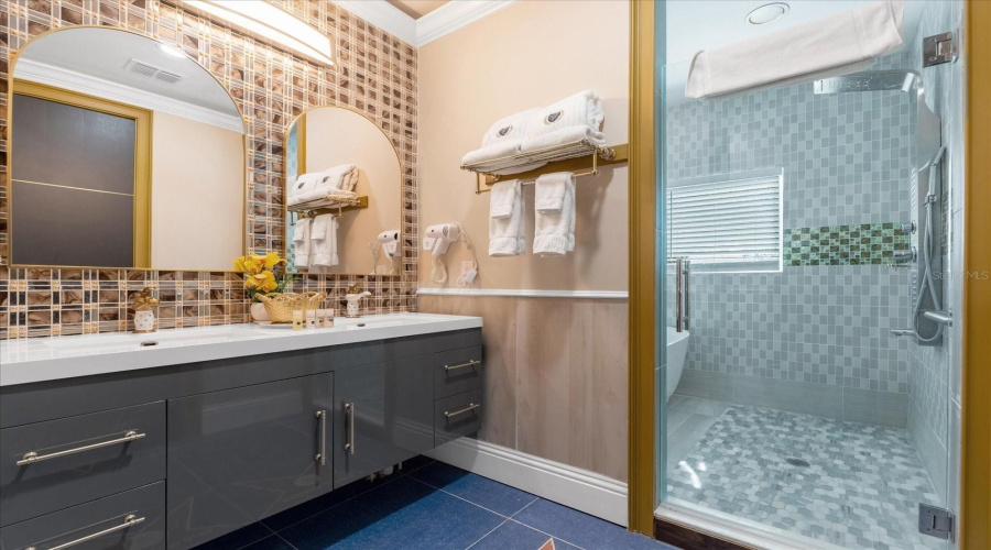 DAVENPORT, Florida 33896, 20 Bedrooms Bedrooms, ,20 BathroomsBathrooms,Residential,For Sale,FANTASY,0,MFRO6246223