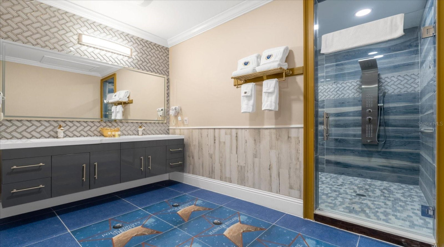 DAVENPORT, Florida 33896, 20 Bedrooms Bedrooms, ,20 BathroomsBathrooms,Residential,For Sale,FANTASY,0,MFRO6246223