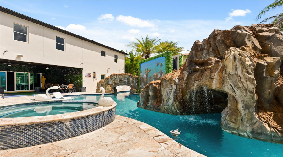 DAVENPORT, Florida 33896, 20 Bedrooms Bedrooms, ,20 BathroomsBathrooms,Residential,For Sale,FANTASY,0,MFRO6246223
