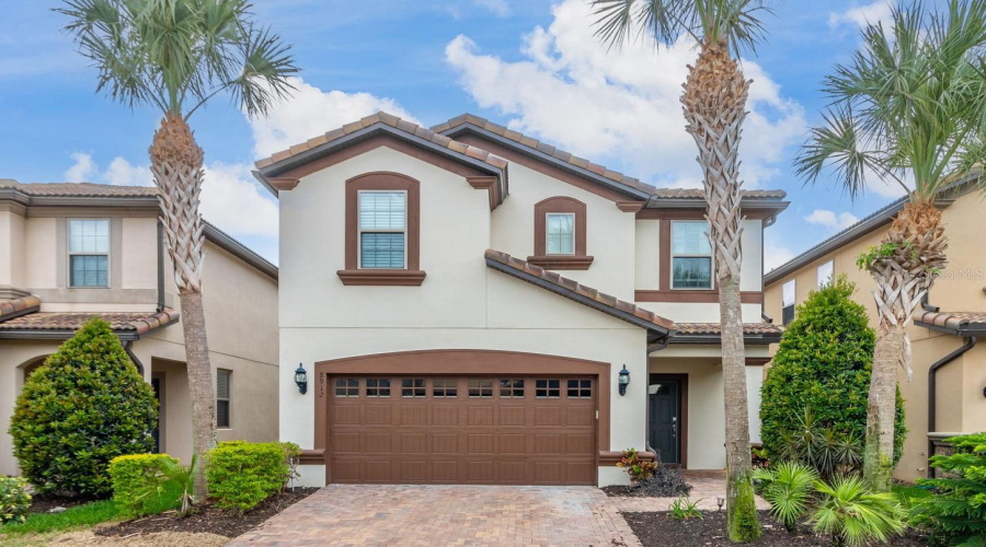 KISSIMMEE, Florida 34747, 7 Bedrooms Bedrooms, ,5 BathroomsBathrooms,Residential,For Sale,RHODES,0,MFRO6317955