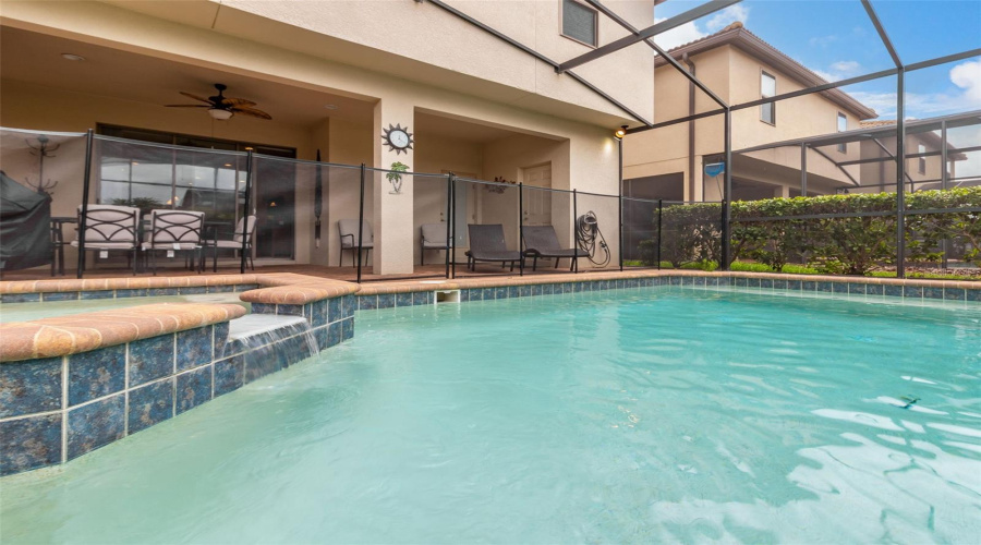 KISSIMMEE, Florida 34747, 7 Bedrooms Bedrooms, ,5 BathroomsBathrooms,Residential,For Sale,RHODES,0,MFRO6317955