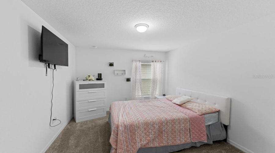 KISSIMMEE, Florida 34746, 4 Bedrooms Bedrooms, ,2 BathroomsBathrooms,Residential,For Sale,FINCH,MFRS5128908