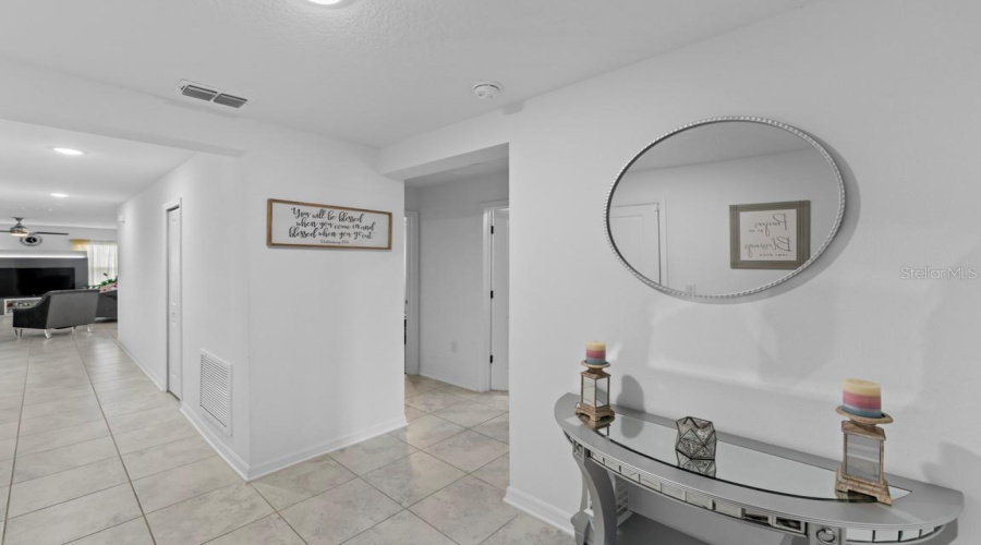 KISSIMMEE, Florida 34746, 4 Bedrooms Bedrooms, ,2 BathroomsBathrooms,Residential,For Sale,FINCH,MFRS5128908