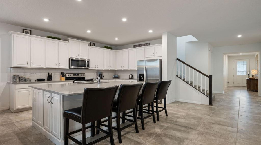 KISSIMMEE, Florida 34747, 9 Bedrooms Bedrooms, ,6 BathroomsBathrooms,Residential,For Sale,HILTON RIDGE,MFRO6317811