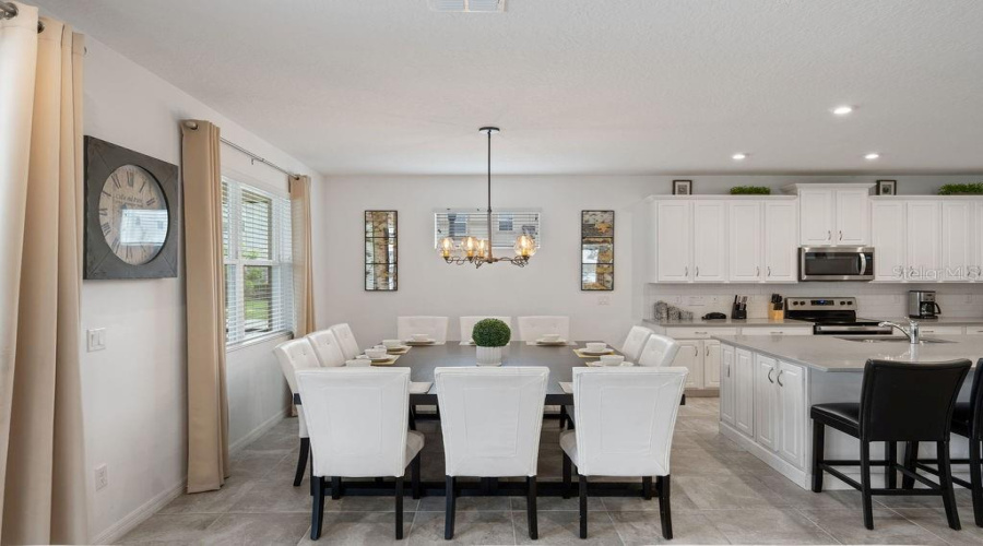 KISSIMMEE, Florida 34747, 9 Bedrooms Bedrooms, ,6 BathroomsBathrooms,Residential,For Sale,HILTON RIDGE,MFRO6317811