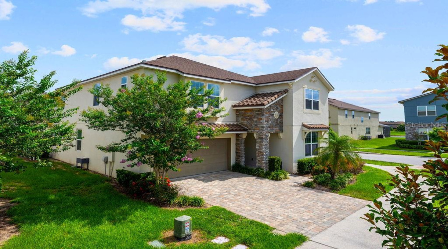 KISSIMMEE, Florida 34747, 9 Bedrooms Bedrooms, ,6 BathroomsBathrooms,Residential,For Sale,HILTON RIDGE,MFRO6317811