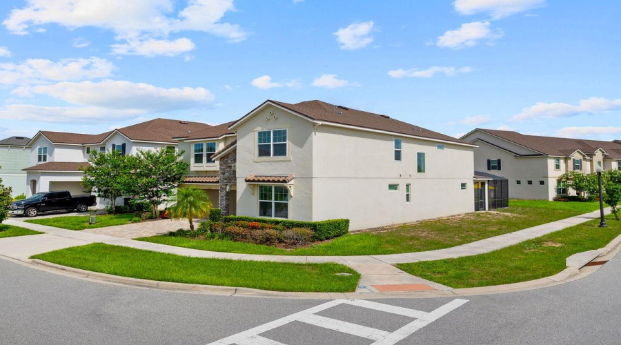KISSIMMEE, Florida 34747, 9 Bedrooms Bedrooms, ,6 BathroomsBathrooms,Residential,For Sale,HILTON RIDGE,MFRO6317811