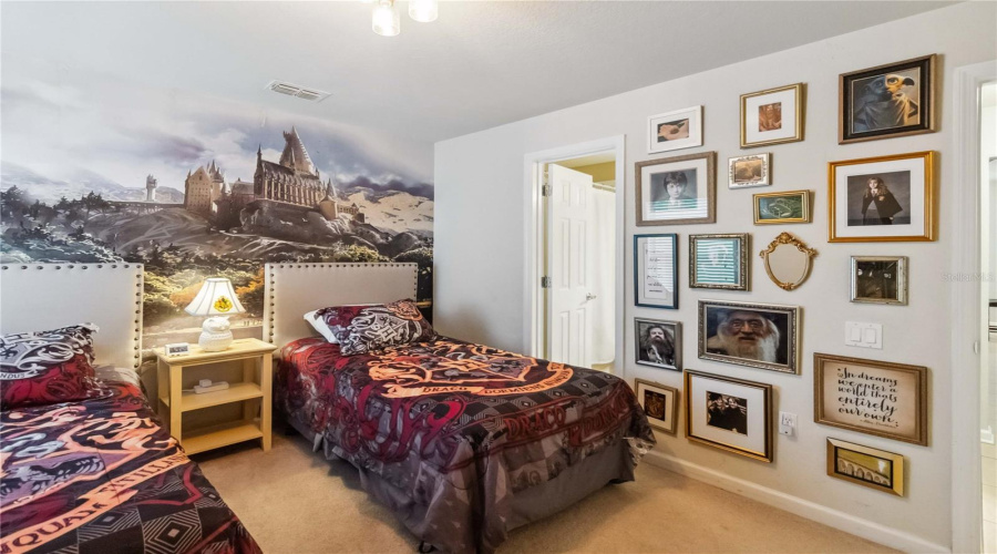 KISSIMMEE, Florida 34747, 5 Bedrooms Bedrooms, ,5 BathroomsBathrooms,Residential,For Sale,BOWRING,MFRO6317539