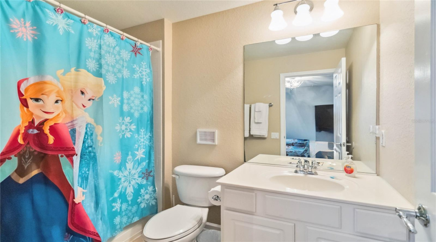 KISSIMMEE, Florida 34747, 5 Bedrooms Bedrooms, ,5 BathroomsBathrooms,Residential,For Sale,BOWRING,MFRO6317539