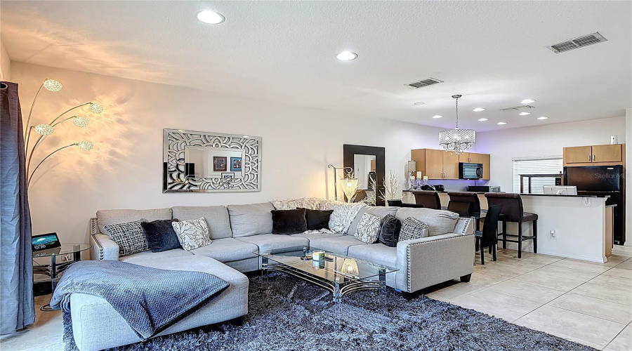 KISSIMMEE, Florida 34747, 2 Bedrooms Bedrooms, ,2 BathroomsBathrooms,Residential,For Sale,SECRET LAKE,MFRO6317859