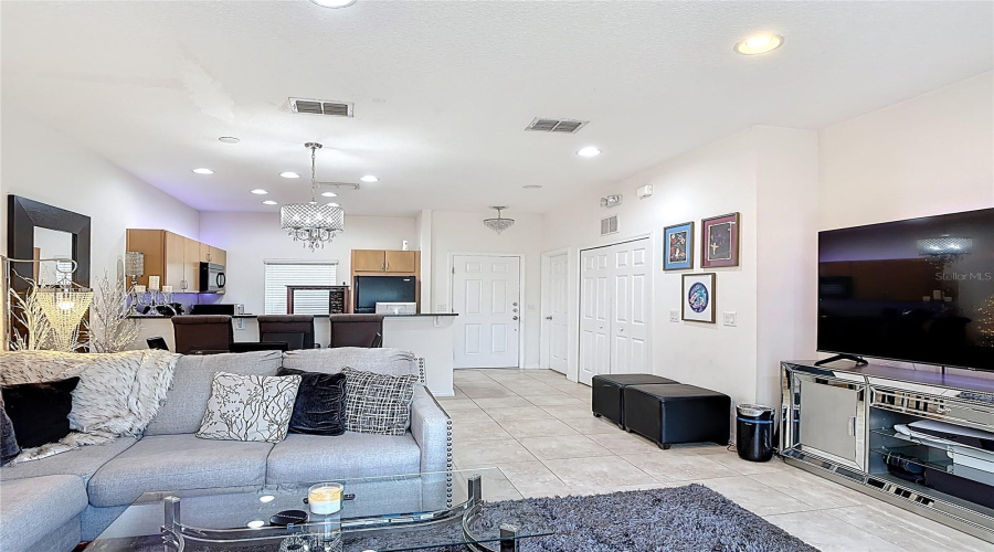 KISSIMMEE, Florida 34747, 2 Bedrooms Bedrooms, ,2 BathroomsBathrooms,Residential,For Sale,SECRET LAKE,MFRO6317859