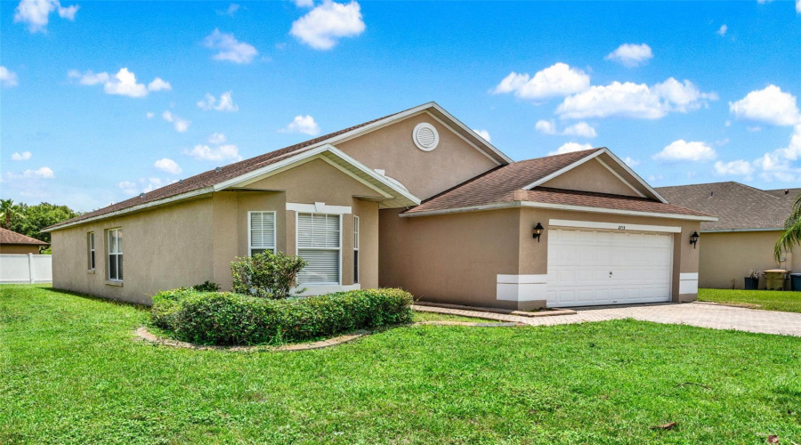 KISSIMMEE, Florida 34746, 4 Bedrooms Bedrooms, ,2 BathroomsBathrooms,Residential,For Sale,EAGLE GLEN,MFRO6317829