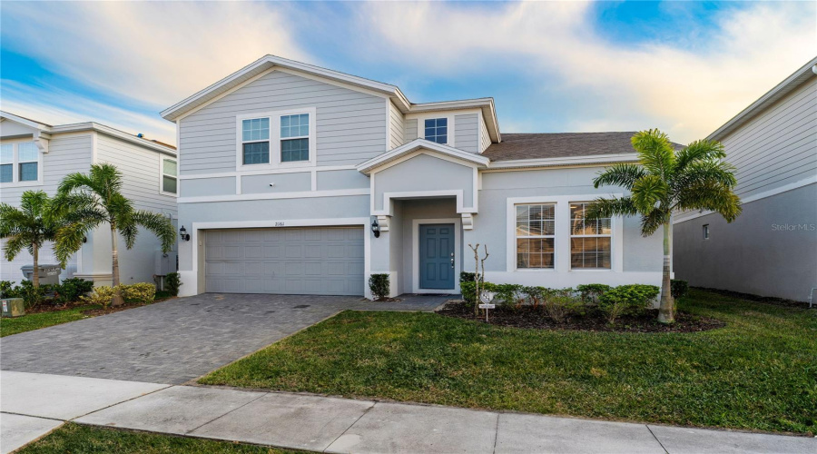 DAVENPORT, Florida 33897, 8 Bedrooms Bedrooms, ,6 BathroomsBathrooms,Residential,For Sale,LELANI,0,MFRS5128947