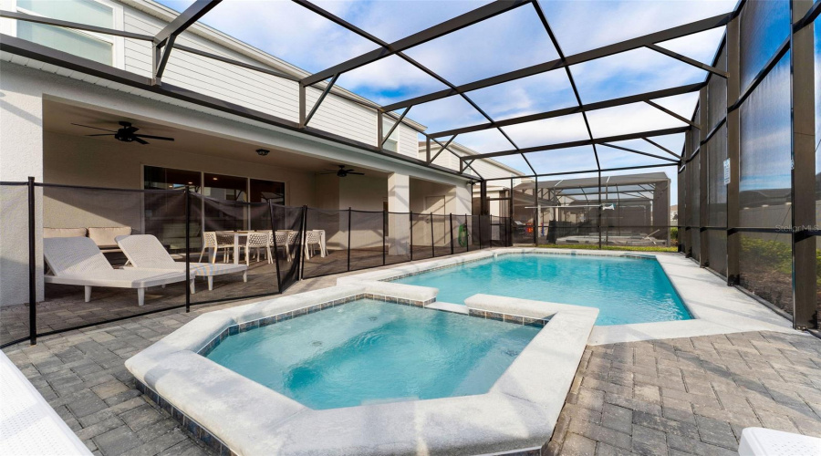 DAVENPORT, Florida 33897, 8 Bedrooms Bedrooms, ,6 BathroomsBathrooms,Residential,For Sale,LELANI,0,MFRS5128947