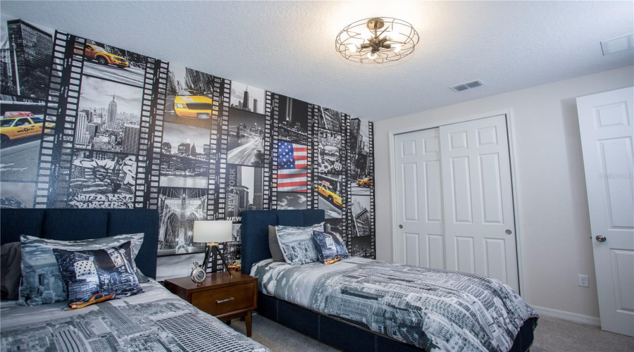 KISSIMMEE, Florida 34747, 9 Bedrooms Bedrooms, ,6 BathroomsBathrooms,Residential,For Sale,SUNSHINE RIDGE LOOP,MFRO6318236