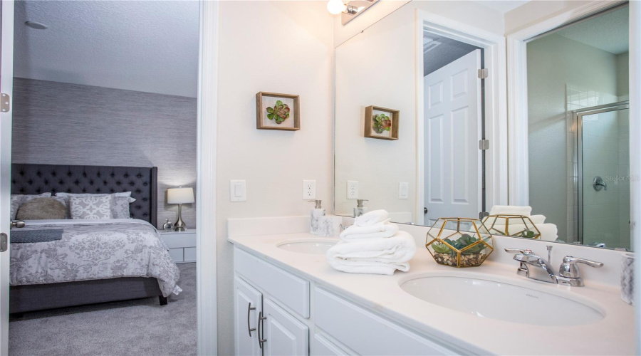 KISSIMMEE, Florida 34747, 9 Bedrooms Bedrooms, ,6 BathroomsBathrooms,Residential,For Sale,SUNSHINE RIDGE LOOP,MFRO6318236