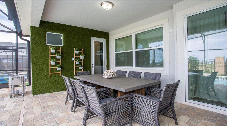 KISSIMMEE, Florida 34747, 9 Bedrooms Bedrooms, ,6 BathroomsBathrooms,Residential,For Sale,SUNSHINE RIDGE LOOP,MFRO6318236