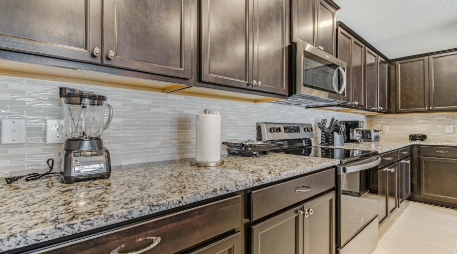 KISSIMMEE, Florida 34747, 5 Bedrooms Bedrooms, ,4 BathroomsBathrooms,Residential,For Sale,DUBAI,MFRO6318362