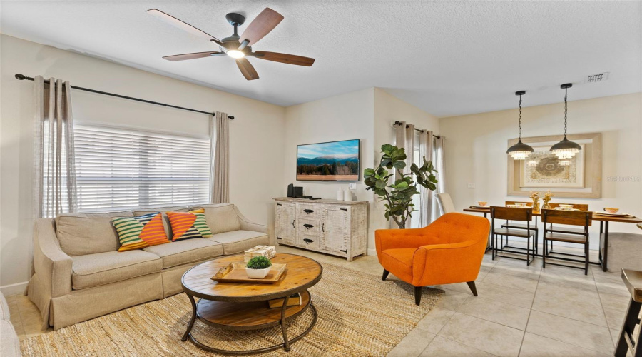 KISSIMMEE, Florida 34746, 4 Bedrooms Bedrooms, ,3 BathroomsBathrooms,Residential,For Sale,CLOCK TOWER,MFRO6318238