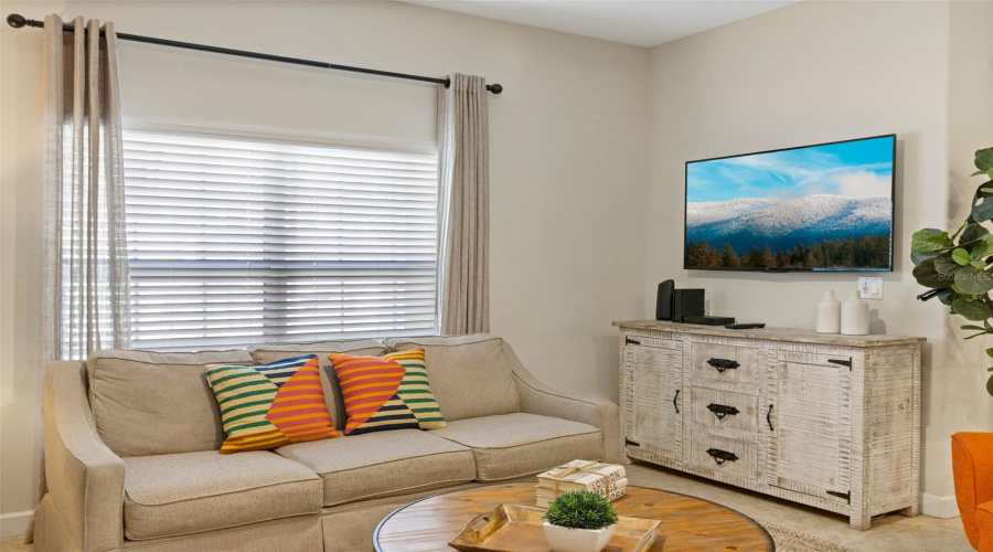 KISSIMMEE, Florida 34746, 4 Bedrooms Bedrooms, ,3 BathroomsBathrooms,Residential,For Sale,CLOCK TOWER,MFRO6318238
