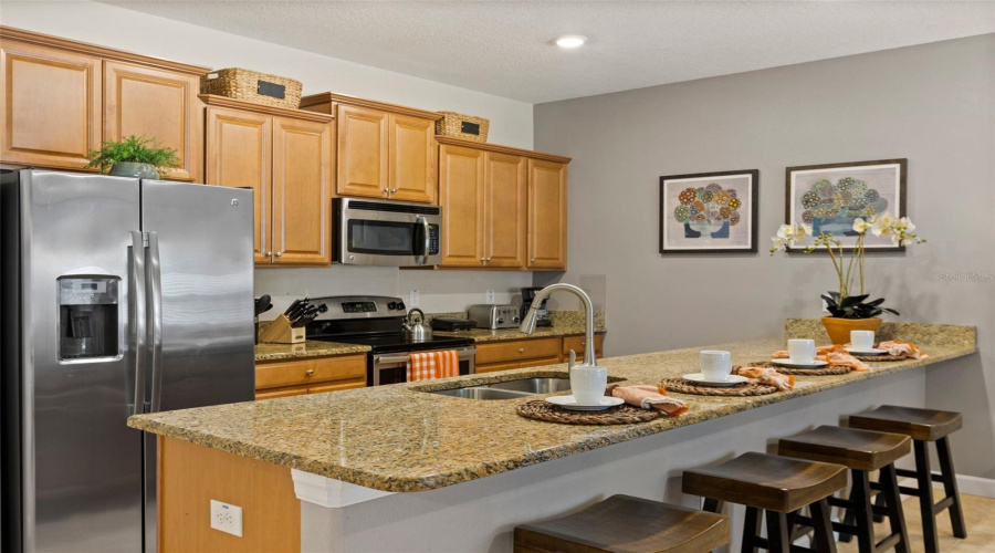 KISSIMMEE, Florida 34746, 4 Bedrooms Bedrooms, ,3 BathroomsBathrooms,Residential,For Sale,CLOCK TOWER,MFRO6318238