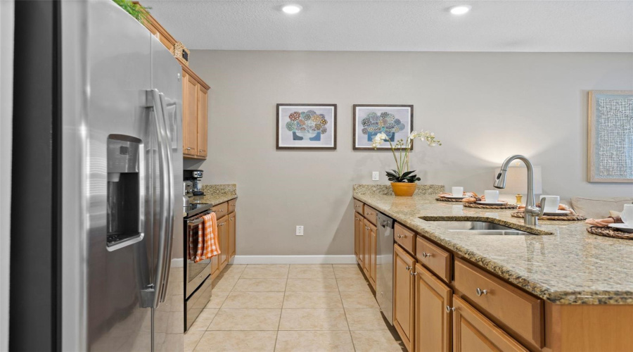 KISSIMMEE, Florida 34746, 4 Bedrooms Bedrooms, ,3 BathroomsBathrooms,Residential,For Sale,CLOCK TOWER,MFRO6318238