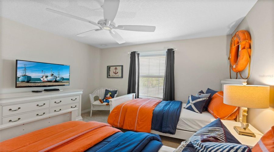 KISSIMMEE, Florida 34746, 4 Bedrooms Bedrooms, ,3 BathroomsBathrooms,Residential,For Sale,CLOCK TOWER,MFRO6318238