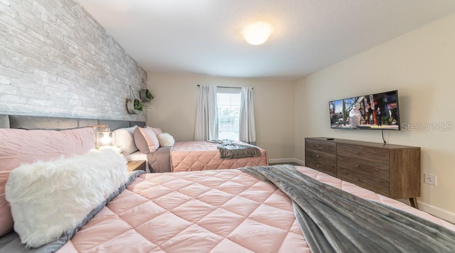 KISSIMMEE, Florida 34746, 4 Bedrooms Bedrooms, ,3 BathroomsBathrooms,Residential,For Sale,WINDERMERE,MFRO6318289