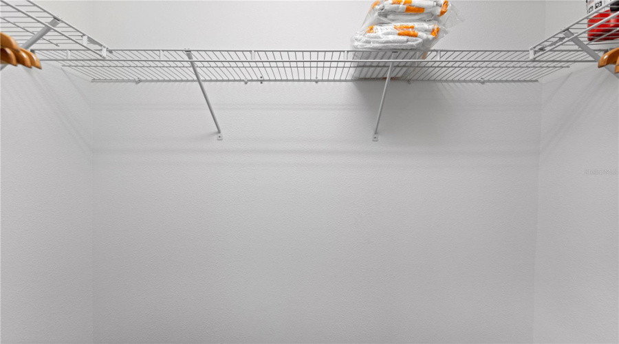 DAVENPORT, Florida 33896, 5 Bedrooms Bedrooms, ,4 BathroomsBathrooms,Residential,For Sale,SHADOW MOUNTAIN,0,MFRO6318072